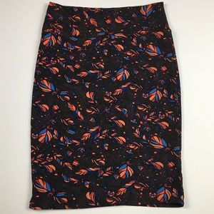 Medium LuLaRoe Cassie Pencil Skirt Feathers
